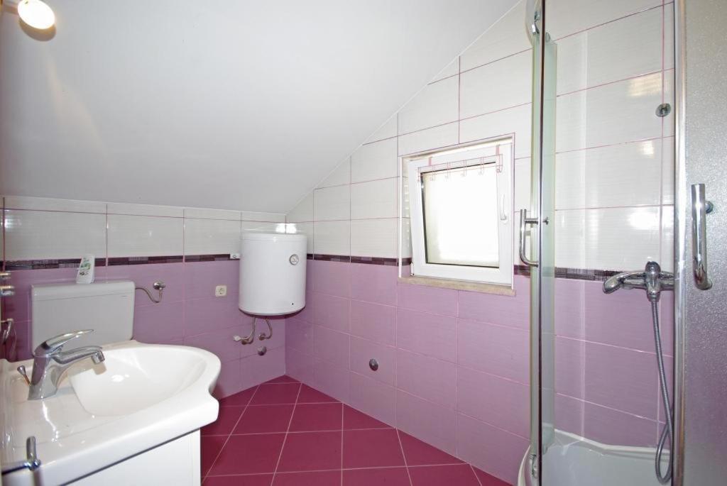 Apartments Villa Rose Sumartin Pokoj fotografie